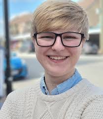 Dave Noon's Instagram, Twitter & Facebook