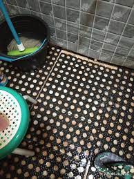 Harga keset karet lubang lantai kamar mandi 56 cm x 37,5 cm (gosend bogor) rp22.500. Keset Karet Kamar Mandi Karpet Karet Perabotan Rumah Di Carousell