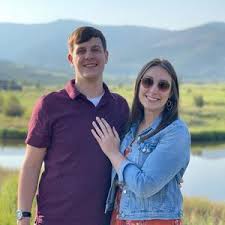 Laura Groth and Zachary Kravitz's Wedding Registry