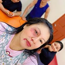 Jenny Holden's Instagram, Twitter & Facebook