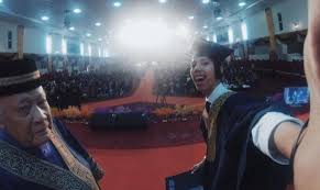 We did not find results for: Graduan Selfie Digantung Sijil Graduan Terjerit Jerit Tak Kena Tindakan