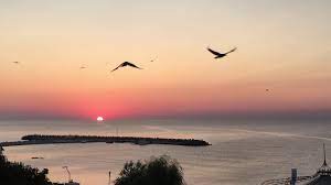 Consultati mai multe date despre orele la care rasare soarele mai jos prentru luna martie 2021. RÄsÄrit Pe Marea NeagrÄ La Venus Sunrise Over The Black Sea Youtube