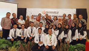 Generasi muda yang peduli terhadap hak dan kewajibannya kepada negara ini. Generasi Muda Pelopor Pengawasan Pilkada Bawaslu Purworejo