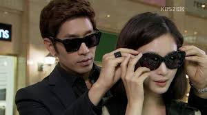 K-Drama Time Machine: SHINHWA's Eric Moon Swoons As Hallyu-Star-In-Love  With "Spy Myungwol" Han Ye Seul