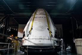 Cargo dragon does not have super dracos and as such can't abort. Spacex S Crew Dragon Returns To Shore After Successful Abort Test Photos Space