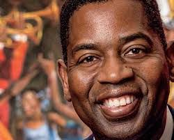 Roland Fowler's Instagram, Twitter & Facebook