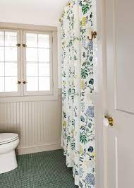 If your bathroom has a dark color then you should go with this. Making Your Bathroom Look Larger With Shower Curtain Ideas