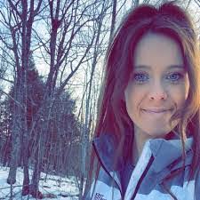 Dawn Coston's Instagram, Twitter & Facebook