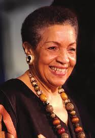 Lynne Bloom's Instagram, Twitter & Facebook