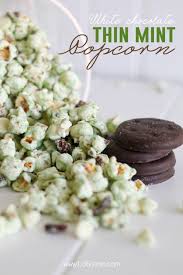 White Chocolate Thin Mint Popcorn Recipe Gourmet Popcorn Recipes Popcorn Recipes Gourmet Popcorn