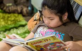 Spring & Summer 2018c.indd