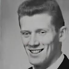 Don Fine Posthumously Named Distinguished Service Award Recipient