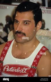 Freddie mercury immagini e fotografie stock ad alta risoluzione