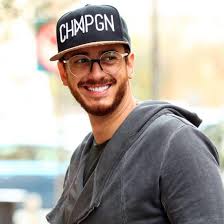 مش هنكمل انا عارف من الاول مهما نطول هتكون اخرتها ايه. Ù…Ø§ Ø³Ø± Ø¹Ù„Ø§Ù‚Ø© Ø§Ø³ÙŠÙ„ Ø¹Ù…Ø±Ø§Ù† Ø¨Ù€ Ø³Ø¹Ø¯ Ø§Ù„Ù…Ø¬Ø±Ø¯