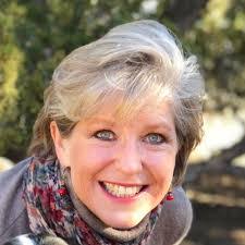 Megan Mcfarlane's Instagram, Twitter & Facebook