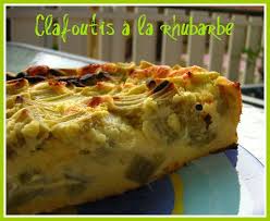 Recette De Clafoutis A La Rhubarbe La Recette Facile Recette Recette Clafoutis Rubarbe Recette Recette