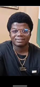 George weah was the only president that used to attend football matches 😏  Ehn da Jay-Z here celebrating with Chelsea?😏