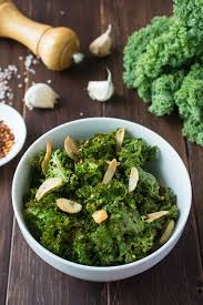 In addition to being delicious, this leafy green member of the cabbage family delivers more nutritional benefits the smaller kale leaves are generally more tender and mild in flavor, so choose them if you're planning to eat your greens raw. Spicy Garlic Kale Chips Wok Skillet