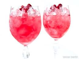 Recipe Gin Daisy Lekker Berlin Recipes And More Food Blog Recipes Back Blog Daisy Himbeersirup Cocktail Rezepte Mit Alkohol Coctail Rezepte