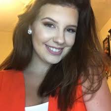 Anna Knapp (@Annaknapp__)