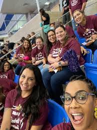 Amie Moore's Instagram, Twitter & Facebook