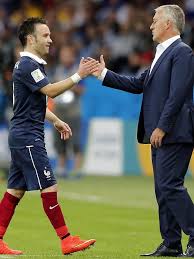 Born 19 december 1987) is a french professional footballer who plays as a striker for spanish club real madrid. Sex Lugen Und Ein Video Skandal Um Benzema Schwacht Frankreich N Tv De