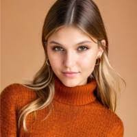 Olivia Helm's Instagram, Twitter & Facebook