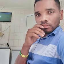 KWA SINGLE BOYS: Je, unapenda "Light skin" ama "Dark Skin"??? Zungu Zungu  sehemu ya 4, Jumamosi hii saa 1:30 Usiku