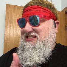 Jeff Rademaker (@MemBirdman)