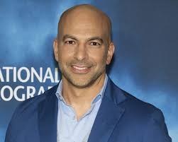 Dr. Peter Attia's $7,500 a year biohacking clinic attracted Silicon Valley.  Now he's betting