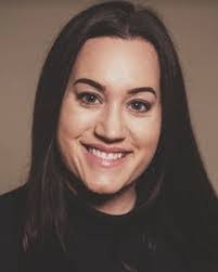 Tia Buck's Instagram, Twitter & Facebook