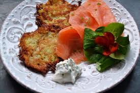 Kartoffelrosti Rezept Rosti Mit Lachs Rezept Kartoffelrosti Rezept Rosti Rezept Lachs Gerichte
