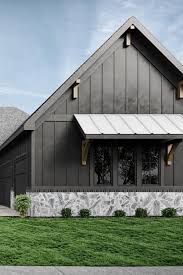 Top 9 Barndominiums You Have To See Metal Building Answers Farmhouse Exterior Metal Buildings Metal Building Homes