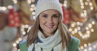 Rachael Leigh Cook as Merry in 'Tis the Season to be Merry