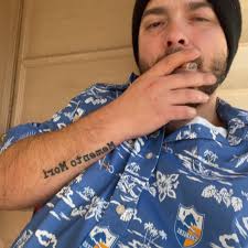 Drink specials and pool tables or games tonight?