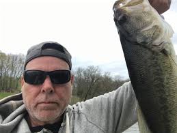 MonsterMonday Many head out over the weekend fishing ? What was about  🎣🍻😊🤙🏻