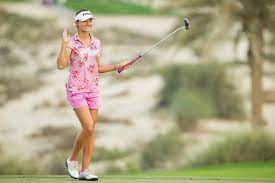 Çek golfü ile ilgili bu biyografik makale bir. Klara Spilkova Of The Czech Republic Reacts To Her Putt Ending On The Lip Of The Hole During The Second Round Omega Dubai Emirates Golf Club Golfer Putt Putt