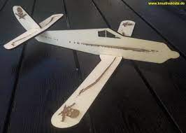 Flugzeug für kinder deutsch kinder lernen flugzeug trickfilm kleine flugzeug für kinder auf deutsch. Laubsage Vorlagen