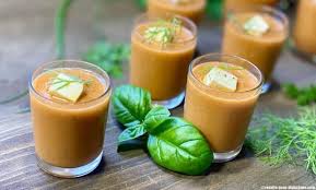 Gaspacho Aux Herbes Pour L Aperitif Recette Gaspacho Gaspacho Andalou Recette Gaspacho