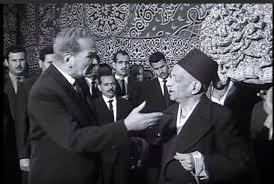 عبر الفنان يحيى الفخراني، عن حزنه الشديد لرحيل الفنان الكبير سمير غانم، مشيرًا إلى أنه اشترك مع الفنان الراحل سمير غانم في إحدى المسرحيات، وكان لا يستطيع استكمال المشهد التمثيلي من كثرة الضحك. Ù†Ù‚Ø§Ø¨Ø© Ø§Ù„Ù…Ù‡Ù† Ø§Ù„Ø³ÙŠÙ†Ù…Ø§Ø¦ÙŠØ© Ø§Ù„Ø¹Ø²Ø§Ø¡ Ø¨Ø¹ÙŠÙˆÙ† Ø³ÙŠÙ†Ù…Ø§Ø¦ÙŠØ© Ø§Ù„ÙƒÙˆÙ…ÙŠØ¯ÙŠØ§ Ø§Ù„Ø¨Ø·Ù„ Ø§Ù„Ø£ÙˆÙ„ Ø¹Ù† Ø§Ù„ØªØ±Ø§Ø¬ÙŠØ¯ÙŠØ§