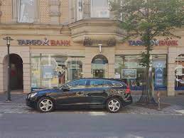 Sehen sie sich für zusätzliche informationen auch die blöcke verkaufsoffener abend und verkaufsoffener sonntag an. Ihre Targobank In Coburg Mohrenstr 28