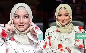 Senarai peserta maharaja lawak mega 2017. Neelofa Masih Tak Puas Hati Dengan Persembahan Peserta Mlm 2017 Artikel Gempak