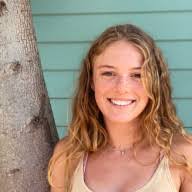 Annie Coon's Instagram, Twitter & Facebook