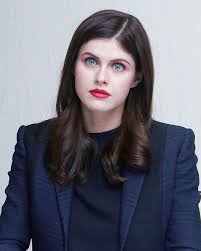 Alexandra Daddario Wallpapers Hd For Android Apk Download