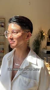 Ruby Rose Haarschnitt