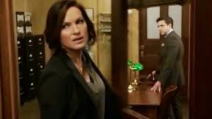 Law Order Special Victims Unit Season 19 Episode 23 Recap All Things Law And Order Law Order Svu Comic Perversion Recap Review
