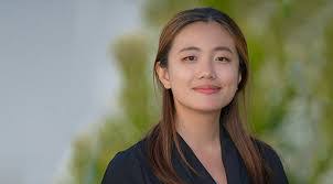 Faith Goh's Instagram, Twitter & Facebook