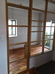 ガラスの造作間仕切り壁 lohas studio ロハススタジオ 家のインテリア ガラスの部屋 インテリア 収納