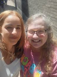 The man in pink has arrived! Let the party begin 😊 Off to find some  Glayva!!