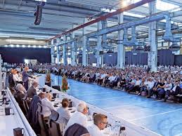 Auch konzern und stadt haben eine eigene gemeinsame geschichte. Betriebsversammlung Im Vw Stammwerk Wolfsburg Osterloh Fordert Hohere Auslastung